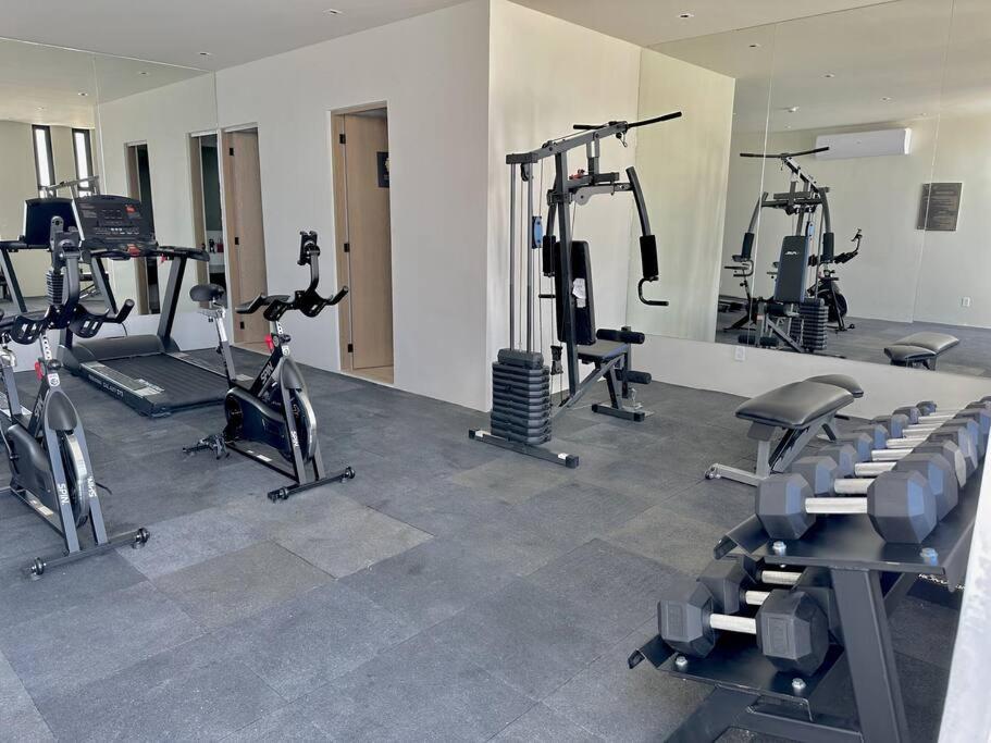 2 Beds Pool View Modern Apt/parking, Gym, Rooftop - 405 Musa Apartamento *