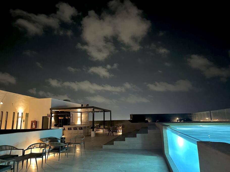 2 Beds Pool View Modern Apt/parking, Gym, Rooftop - 405 Musa