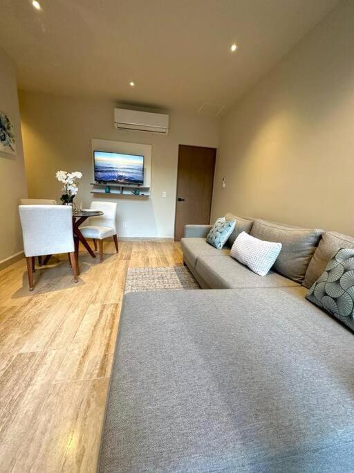 2 Beds Pool View Modern Apt/parking, Gym, Rooftop - 405 Musa * Playa del Carmen