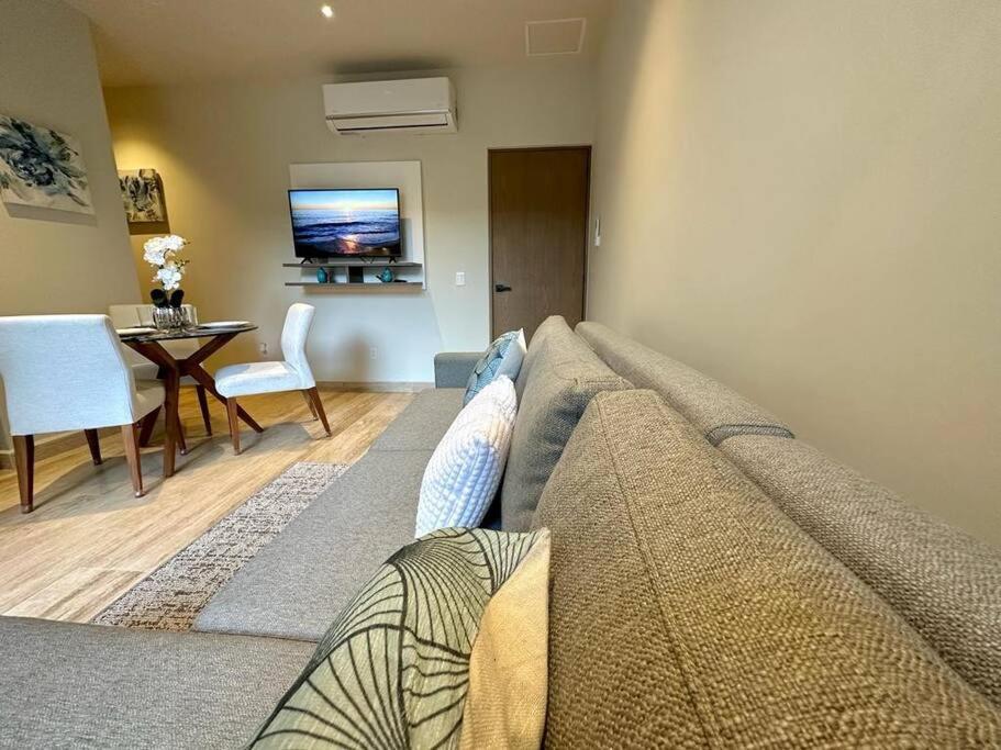 2 Beds Pool View Modern Apt/parking, Gym, Rooftop - 405 Musa Apartamento Playa del Carmen