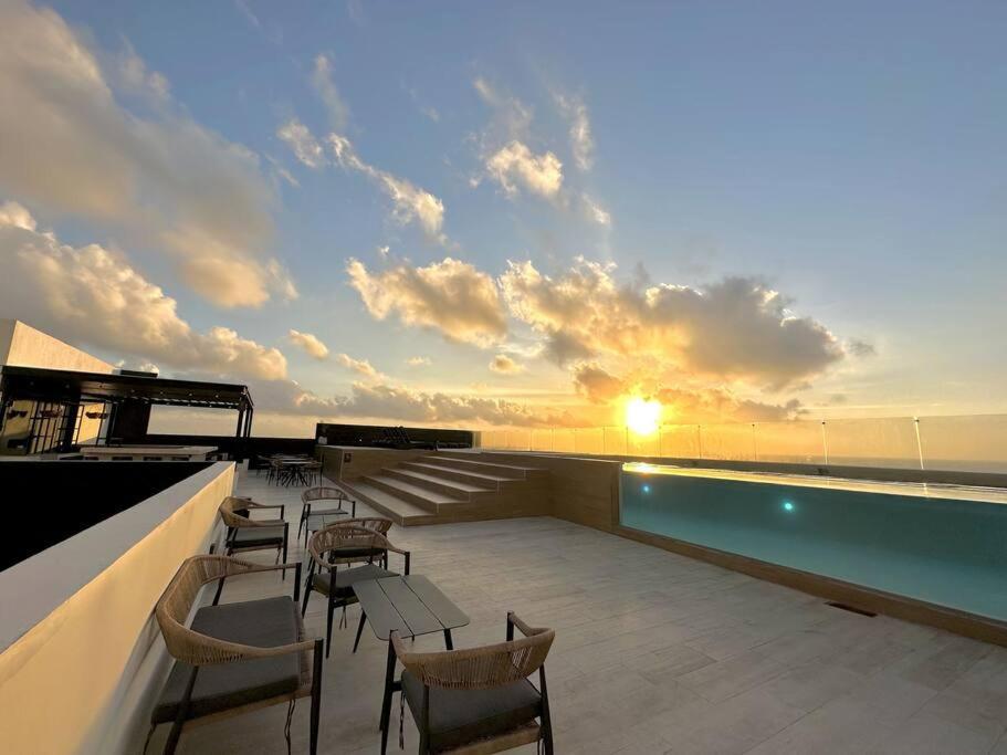 2 Beds Pool View Modern Apt/parking, Gym, Rooftop - 405 Musa * Playa del Carmen