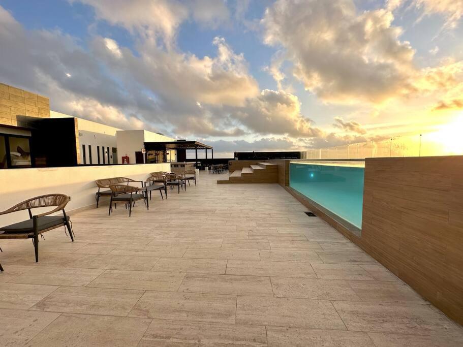 2 Beds Pool View Modern Apt/parking, Gym, Rooftop - 405 Musa Apartamento *